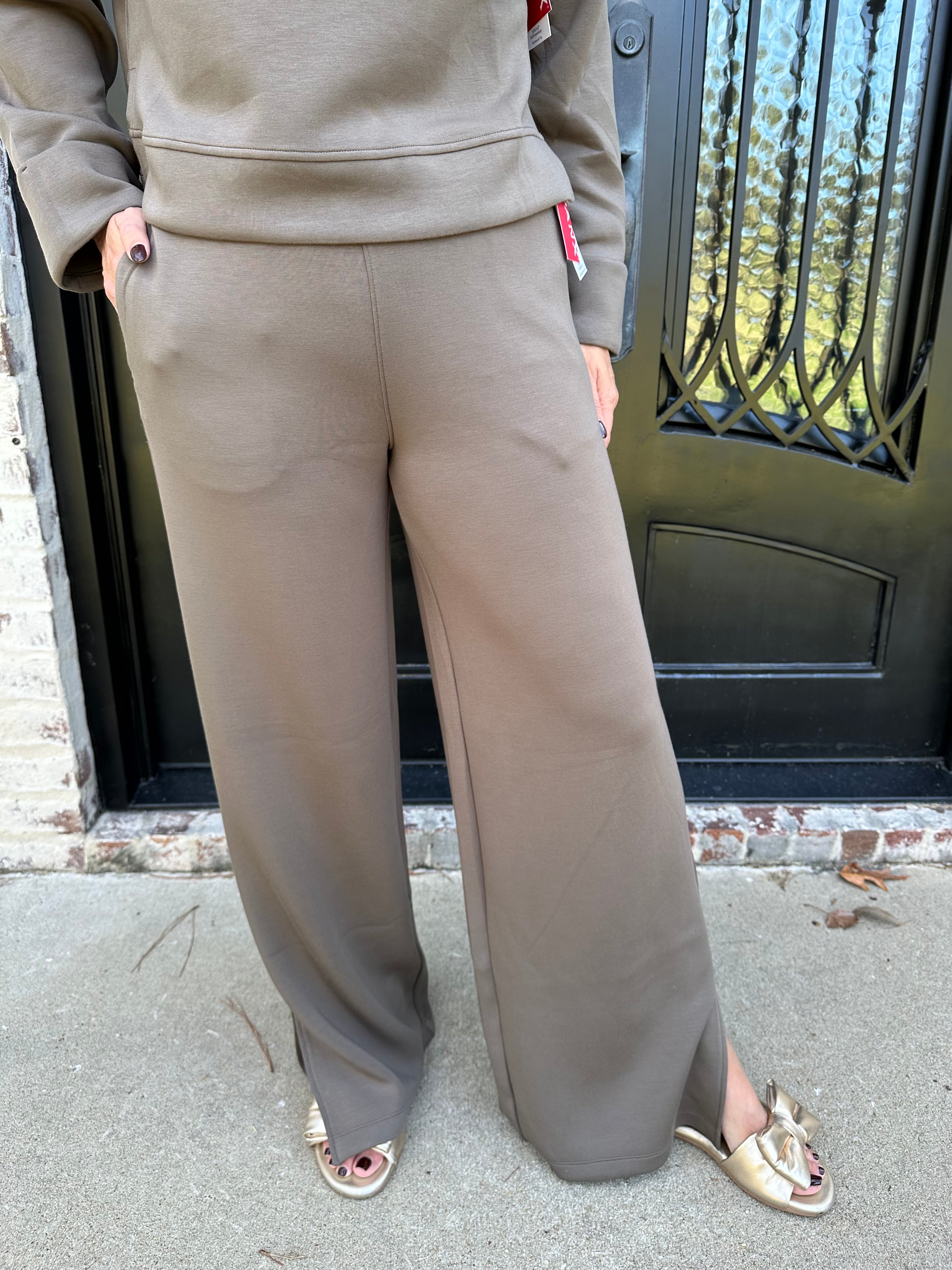 Spanx AirEssentials Zero Waistband Wide Leg Pant in Mineral Regular & Spanx AirEssentials Zero Waistband Wide Leg Pant in Mineral Regular &