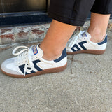 Back 70 Cloud Sneakers in Navy