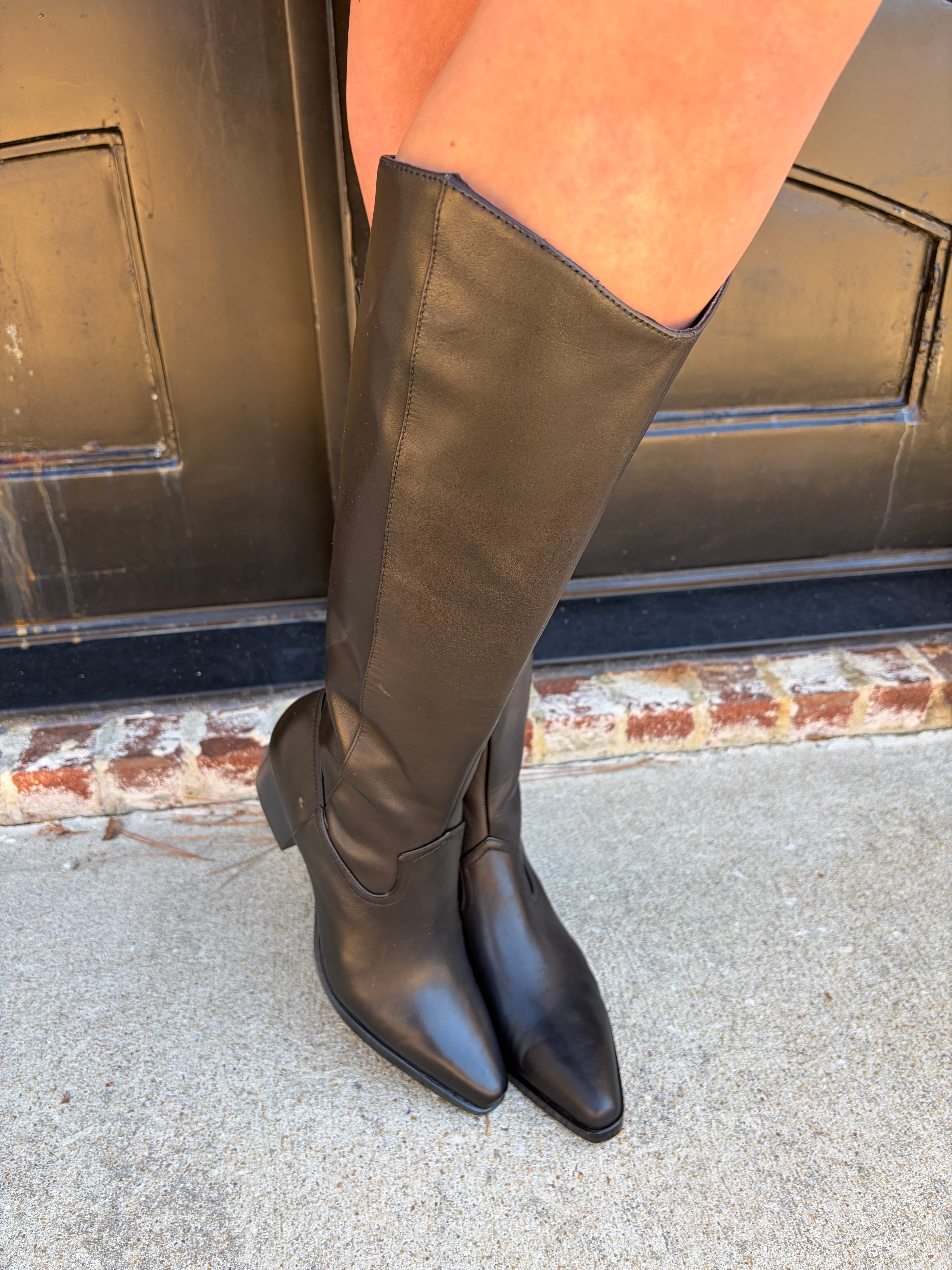 Dolce Vita Virona H2O Boots in Black