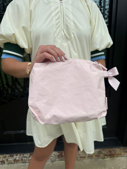 Essential Zip Pouch in Ballet Pink