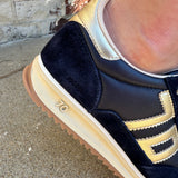 Back 70 Jogger Sneakers in Navy Gold