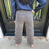 Barrel Crop Jean in Leopard Print