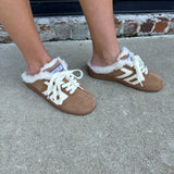 Back70 Easter Sneakers in Tobacco/White