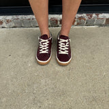 Zina Sneakers in Burgundy