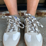 Back70 Ghost in Taupe