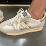 Back 70 Barkley Jogger in Metallic Gold