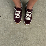 Zina Sneakers in Burgundy