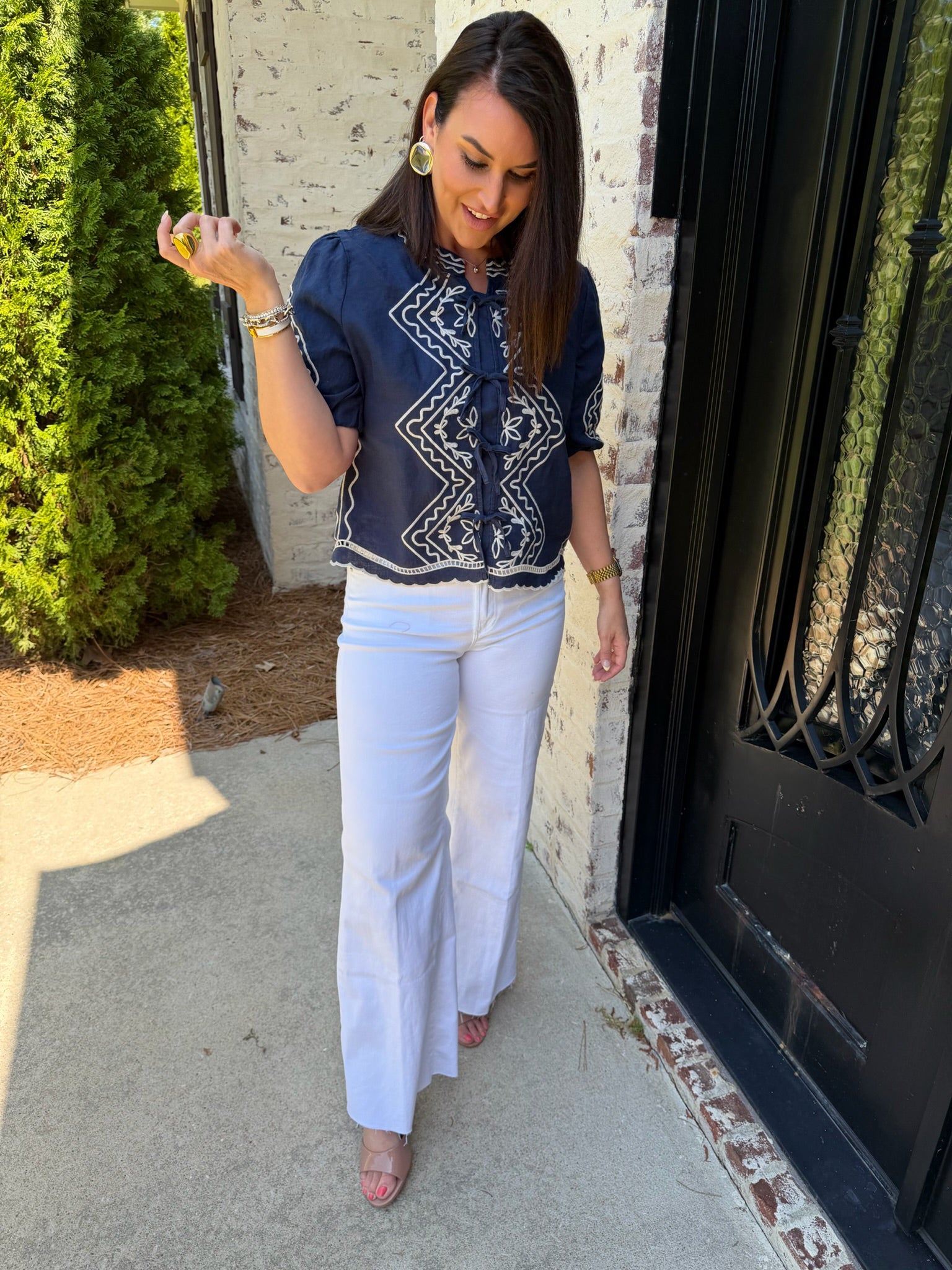 Shop The Look- Navy & Neutral image