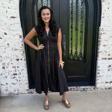 Gynn Zip Up Midi in Black