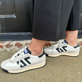 Back70 Barkley Jogger Sneakers in White/Black