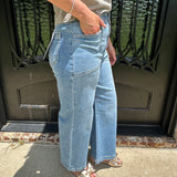 Daze Valley Girl High Rise Jeans in Fave