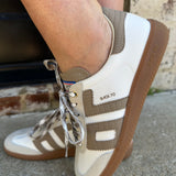 Back70 Ghost in Taupe