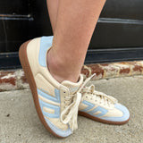 Back 70 Cloud D26 in Butter Light Blue