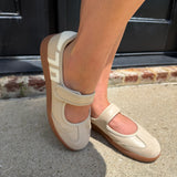 Back 70 Aya in Beige