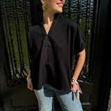 Pearla Top in Black (S-2X)